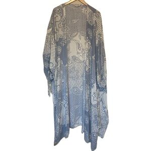 DRESS FORUM WHITE BLUE FLORAL PRINT PUFF SHORT SLEEVE MAXI KIMONO M